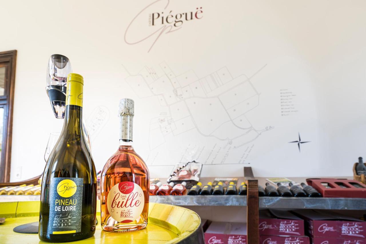 Vignoble Chateau Piegue - Winery Rochefort-sur-Loire 외부 사진